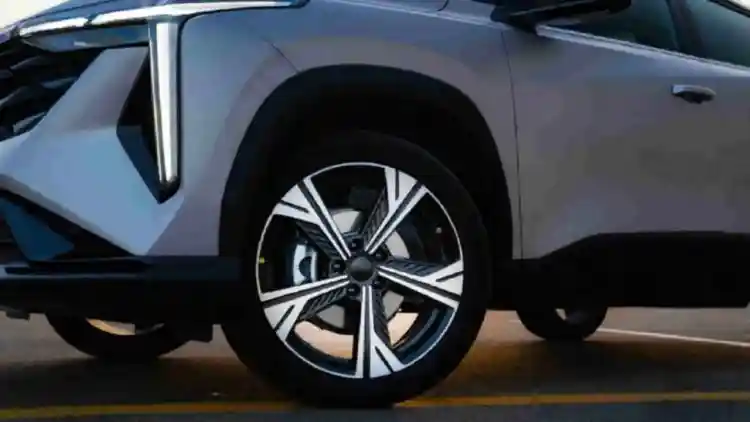 Geely Cityray 2025: When Lighting Becomes a Visual Signature and Complete Design Identity