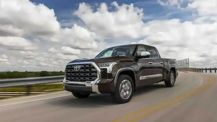 Toyota Beats the Giants: Discover the Truck With the Highest Resale Value in the GCC