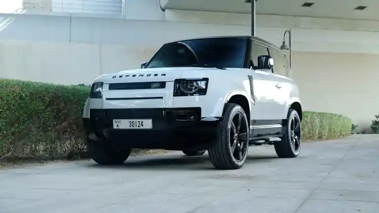 تقرير اختبار لاند روفر ديفندر 90: الوريث الحقيقي لتراث ديفندر