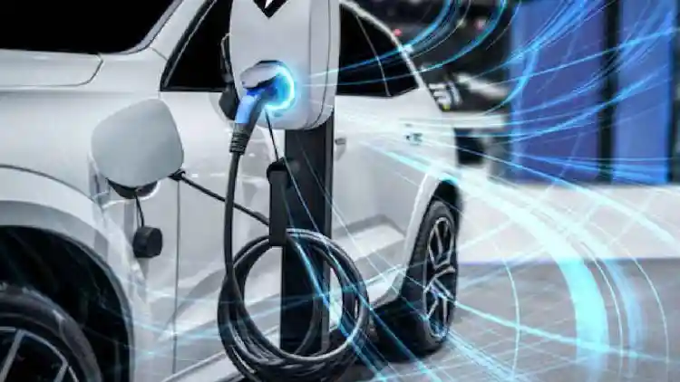 Silent Power Drains: Do Small Electrical Features Really Reduce an EV’s Driving Range?