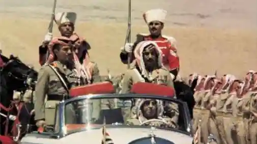 حين تلتقي الفخامة بالتاريخ: قصة الملك سلمان مع مرسيدس بنز الكلاسيكية موديل 1961