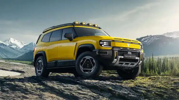 Deepal G318 in the UAE: A Hybrid SUV Blending Urban Life and Adventure