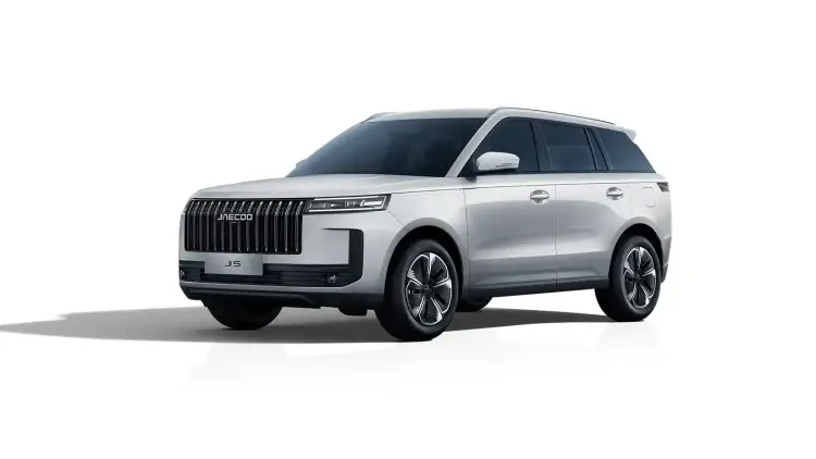 Jaecoo J5 2026 Makes Its Official Appearance at the Riyadh Motor Show