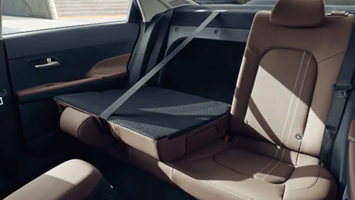2025 Hyundai Accent rear seats .jpg