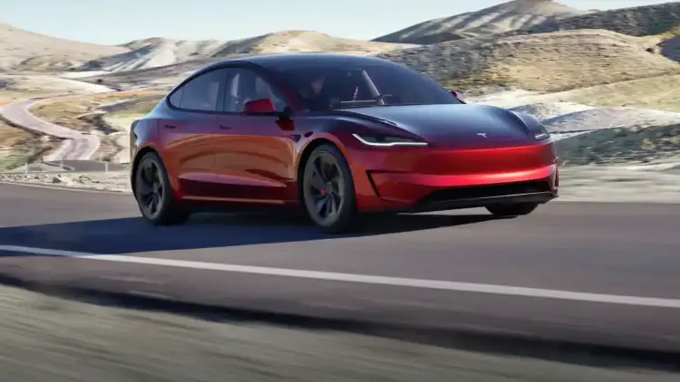 Tesla Model 3 Performance 2026 in the UAE: An Electric Sedan That Blends Boldness and Speed