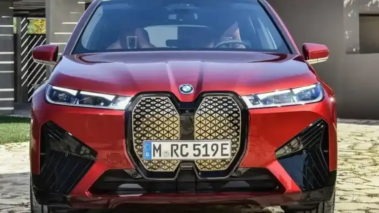 BMW iX in Saudi Arabia: Electric Luxury for the Distinctive Driver