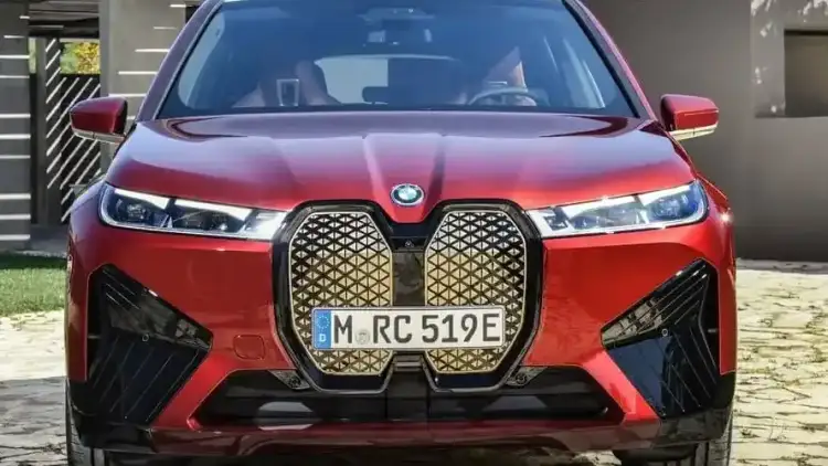 BMW iX in Saudi Arabia: Electric Luxury for the Distinctive Driver