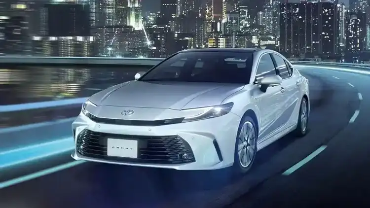 2026 Camry Hybrid in Dubai: An Economical Sedan with Exceptional Fuel Efficiency