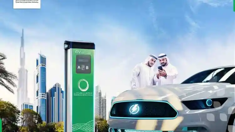 ثلاثة تطبيقات تنقذ EV الإمارات 2026: من دبي مولز إلى ليوا كثبان بدون بطارية ميتة!
