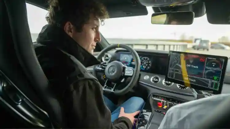 بوش تطلق AI يجعلك أسرع من لاندو نوريس! Track Performance Assist يُحدث ثورة في الحلبة