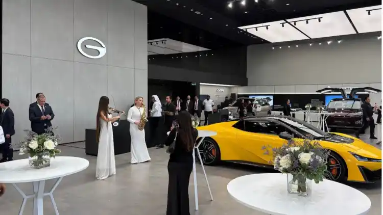 Dubai Deria New Showroom Open