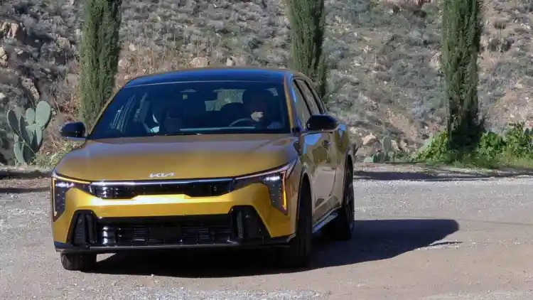  KIA K4 HATCHBACK BOMBSHELL: Why This $29K Turbo Beast CRUSHES Small SUVs Before You Buy!