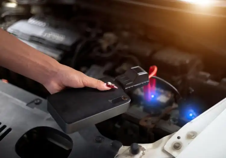 تشغيل السيارة الحديثة بالكابل: ما الذي يجب فحصه أولًا قبل أي محاولة؟