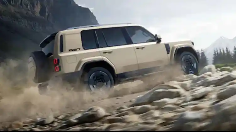 iCaur V27 in the UAE: An Ambitious Global Launch for a Long-Range Hybrid SUV