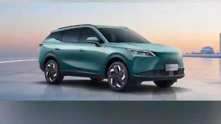 أومودا C7 بريميوم SHS 2026 في السعودية: عندما تصبح التقنية الهجينة خيارًا عمليًا لا رفاهية