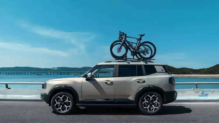 معيار جديد للطرق الوعرة الهجينة القابلة للشحن: جيتور T1 i‑DM 2026 تنطلق في الإمارات – 375 حصاناً + مدى 800 كم تتحدى سوق سيارات الدفع الرباعي المدمجة