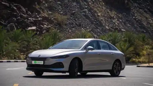 Roewe D7 in the UAE: A Long-Range Hybrid Sedan with Serious Value