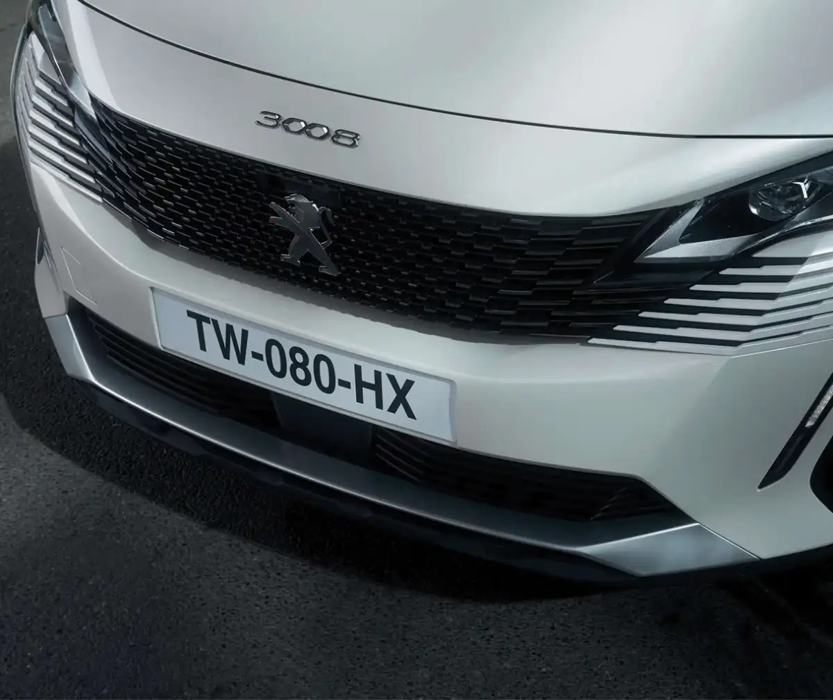 PEUGEOT_3008PHEV_2020_061_FR.webp