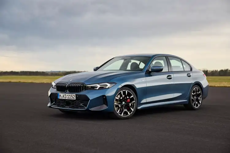 2025 BMW 3 Series：New High-Performance Engine and Aesthetic Enhancements
