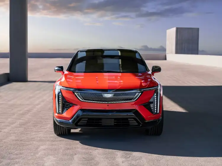 2025 Cadillac Optiq: A Luxurious Electric Crossover with 304 HP