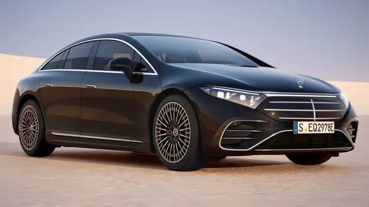 Mercedes EQS 2025 Facelift: New Design and Larger Battery for Enhanced Range