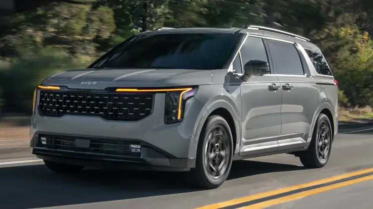 2025 Carnival and K5 models bring new features to US market