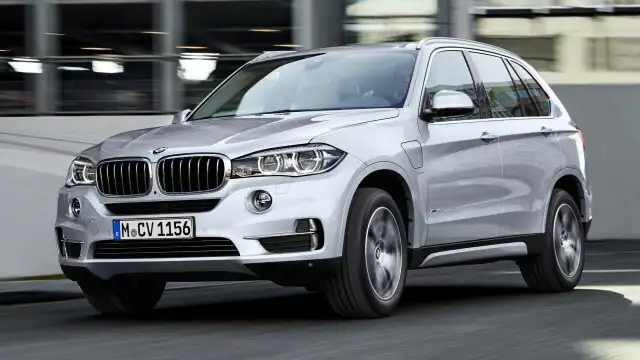 BMW Recalls 720,000 Vehicles Due to Potential Fire Risk