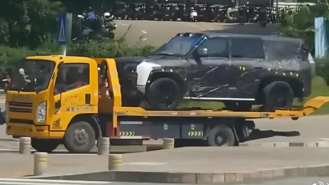 BYD to Launch Three-Row Version of YangWang U8 in China