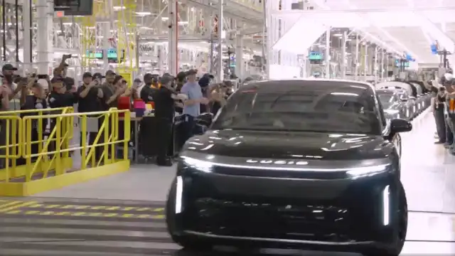 First Batch of Lucid Gravity Electric SUVs Rolls Off the Production Line