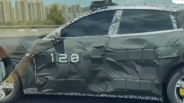 Xiaomi MX11 SUV Model Under Testing in China