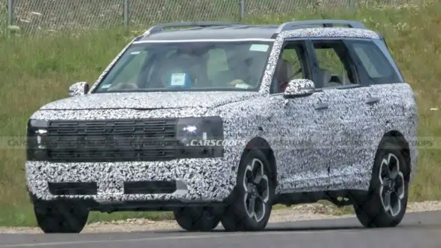 بتصميم خارجي جديد، تظهر لقطات تجسسية لسيارة هيونداي باليسيد 2026