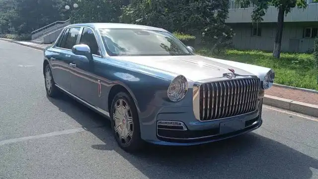 Luxury car Hong Qi L5 begins production with a high price