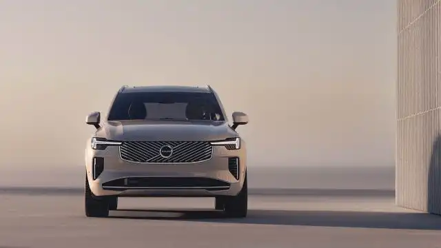 Volvo XC90 Receives Its Second Facelift with Exterior and Interior Changes