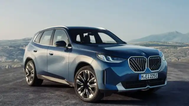 2025 BMW X3 Unveiled: Hybrid System and iX3 Variant