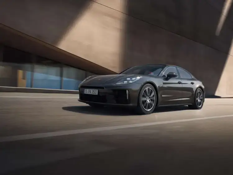 2024 Porsche Panamera Review: Specifications, Features and Prices