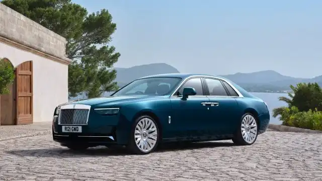 Shiny New Features of the Rolls-Royce Ghost Series II