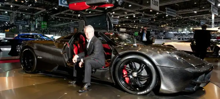 Pagani Sticking with V-12, Won't Do Hybrids or EVs