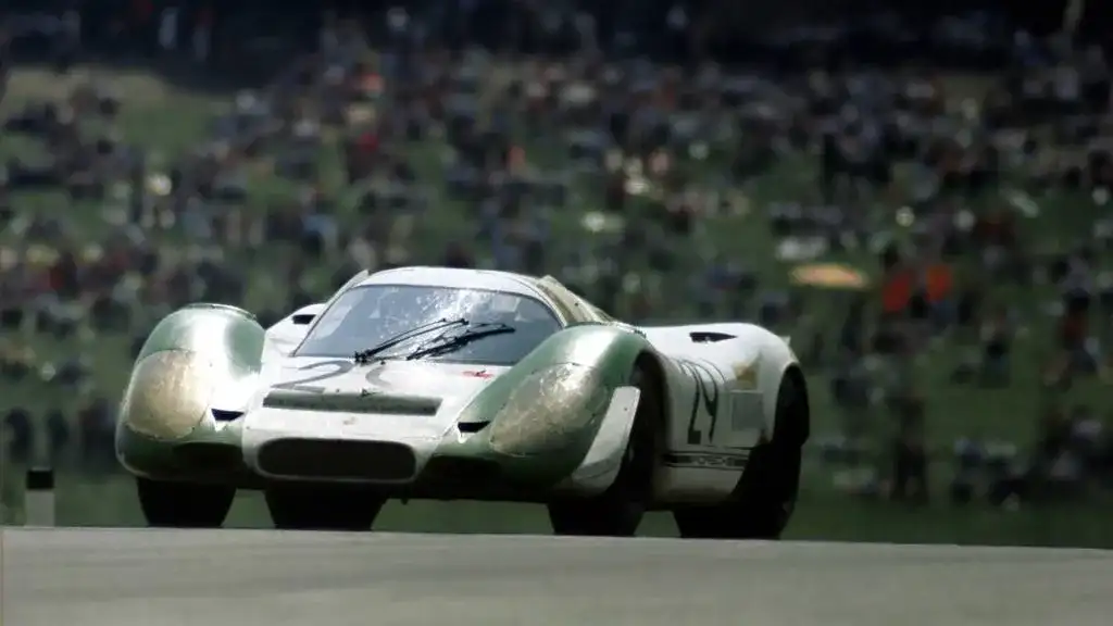 بورش 917 التي قادها جوي سيفرت وكورت أهرينز في عام 1969