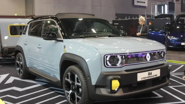 The All-New Electric Renault 4 Debuts at the 2024 Paris Motor Show