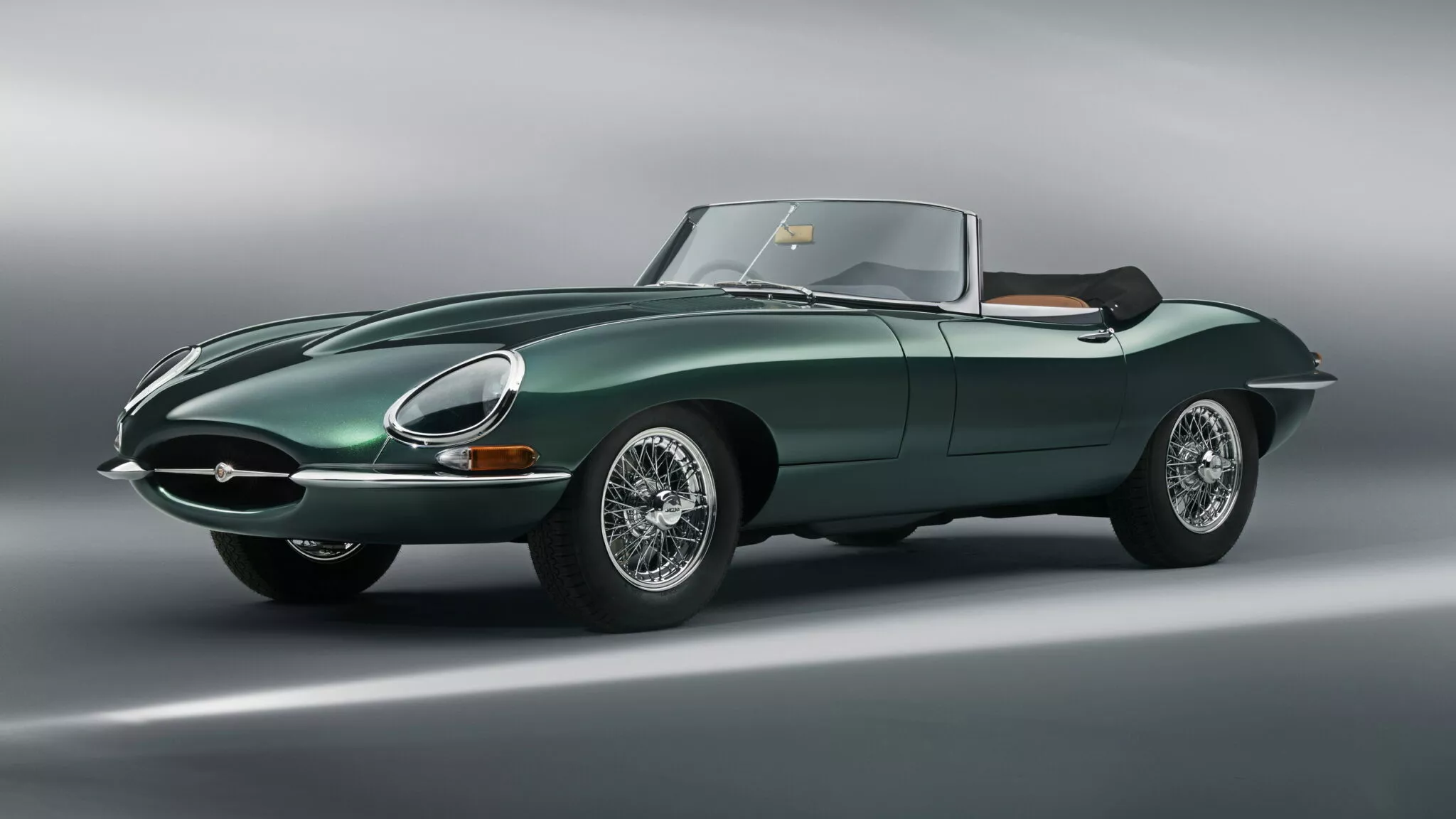 The Legendary Jaguar E Type Revives in an Exclusive Modern Edition