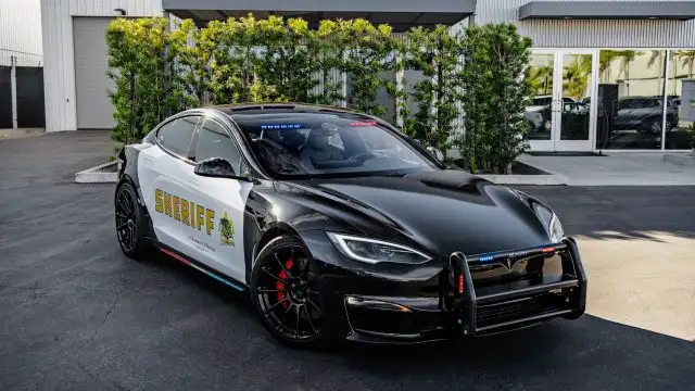 Tesla Model S Plaid Transformed into Police Car