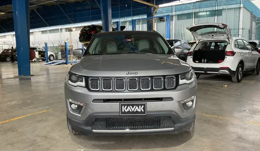 جيب كومباس 2020