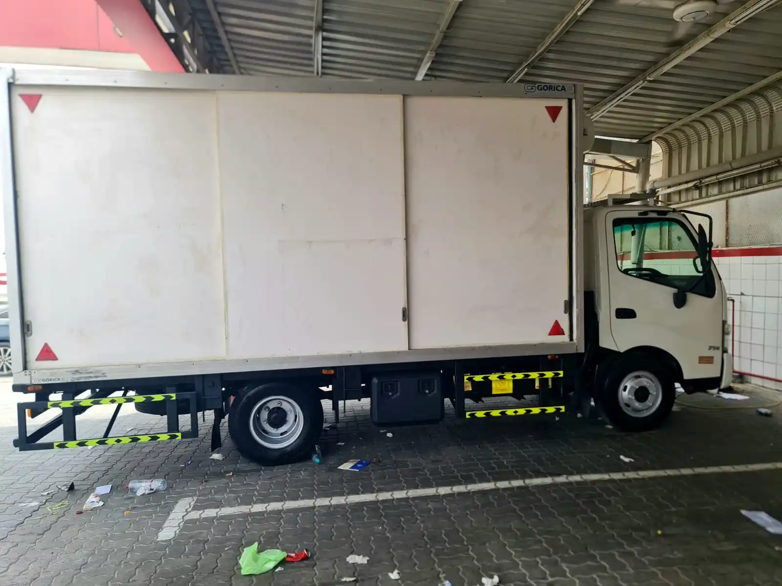 هينو 300 2018 undefinedL