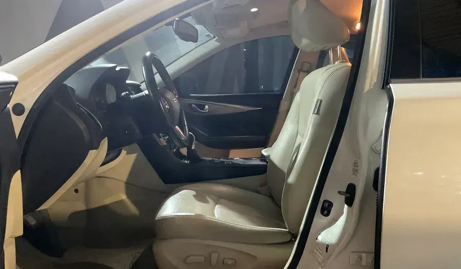 Infiniti Q50 2017 3L