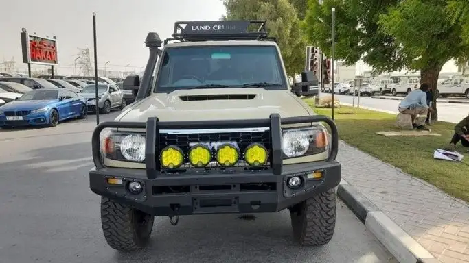 تويوتا لاند كروزر 70 2018 4.5L