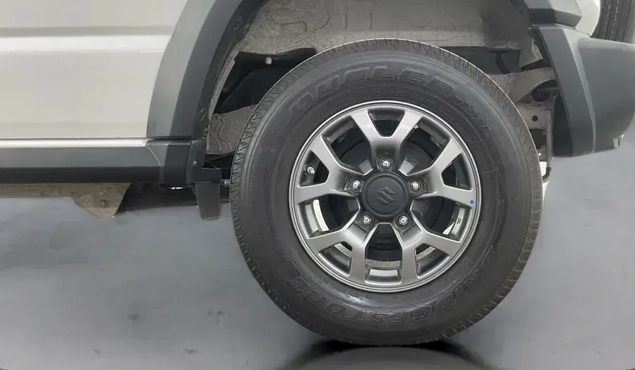 Suzuki Jimny 2025