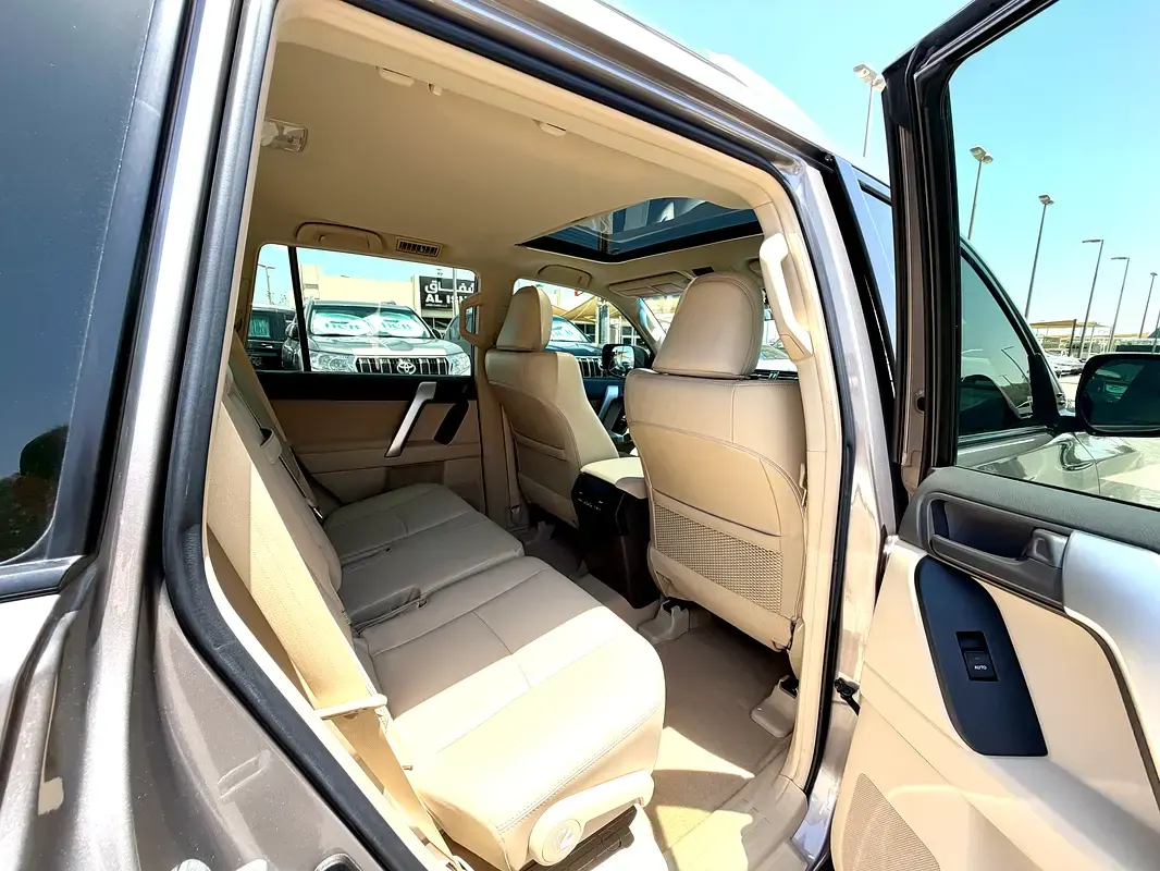 Toyota Prado 2023