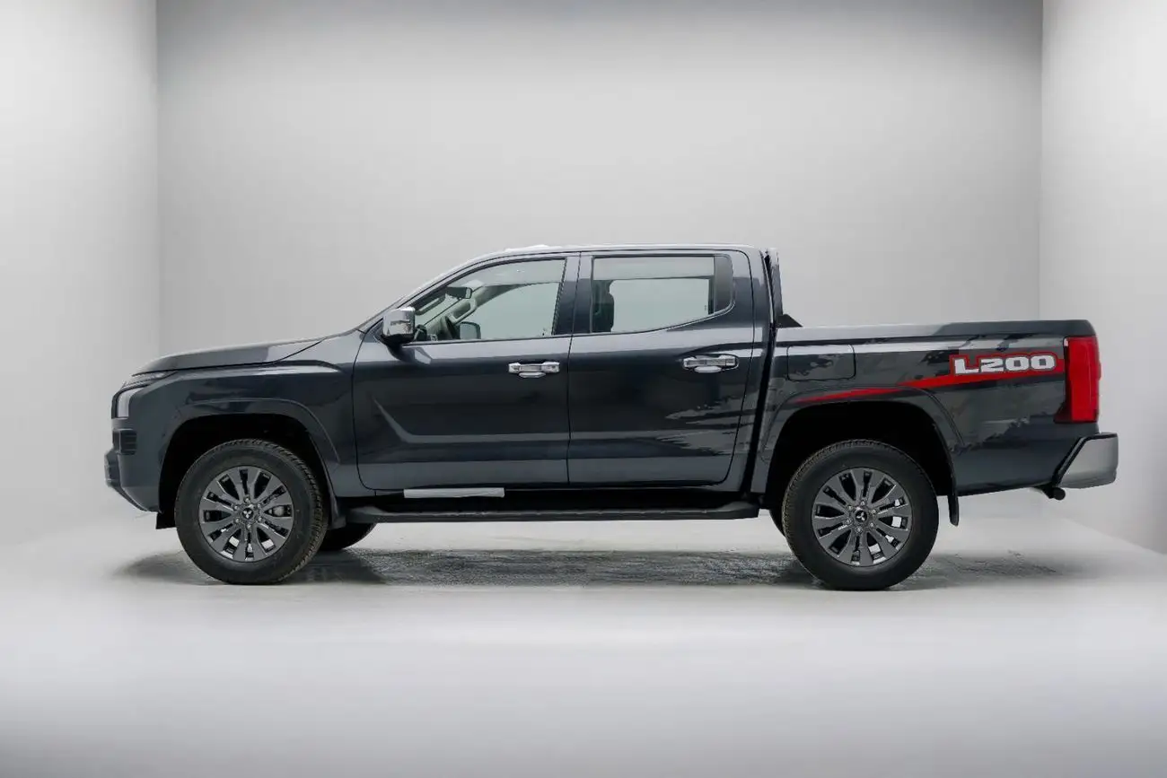 ميتسوبيشي L200 2025 2.4L
