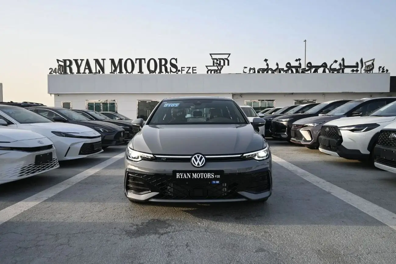 Volkswagen Golf R 2025 1.5L