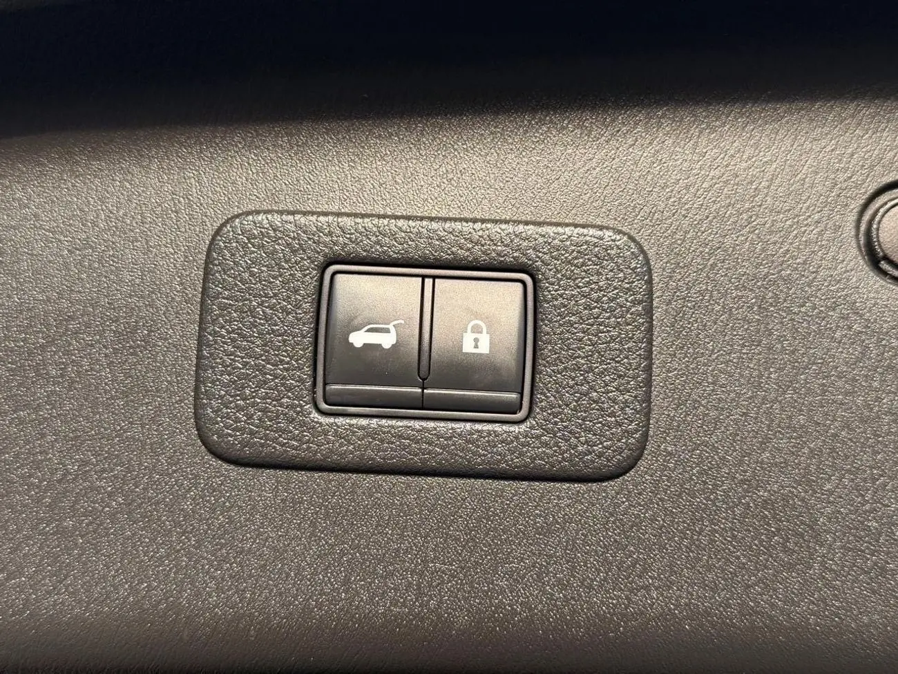 Nissan Armada 2021 5.6L